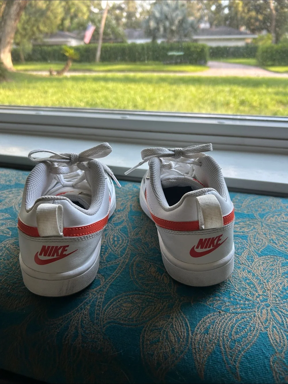 Nike youth athletic